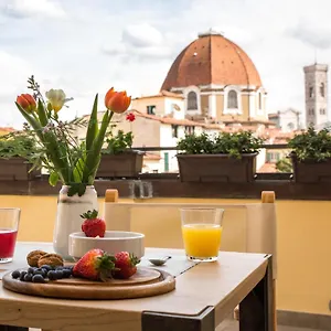 *** Couette-café Relais Luce Italie